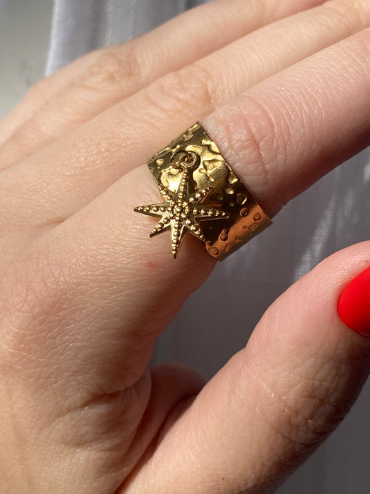 Bague Ella , Breloque étoile ajustable